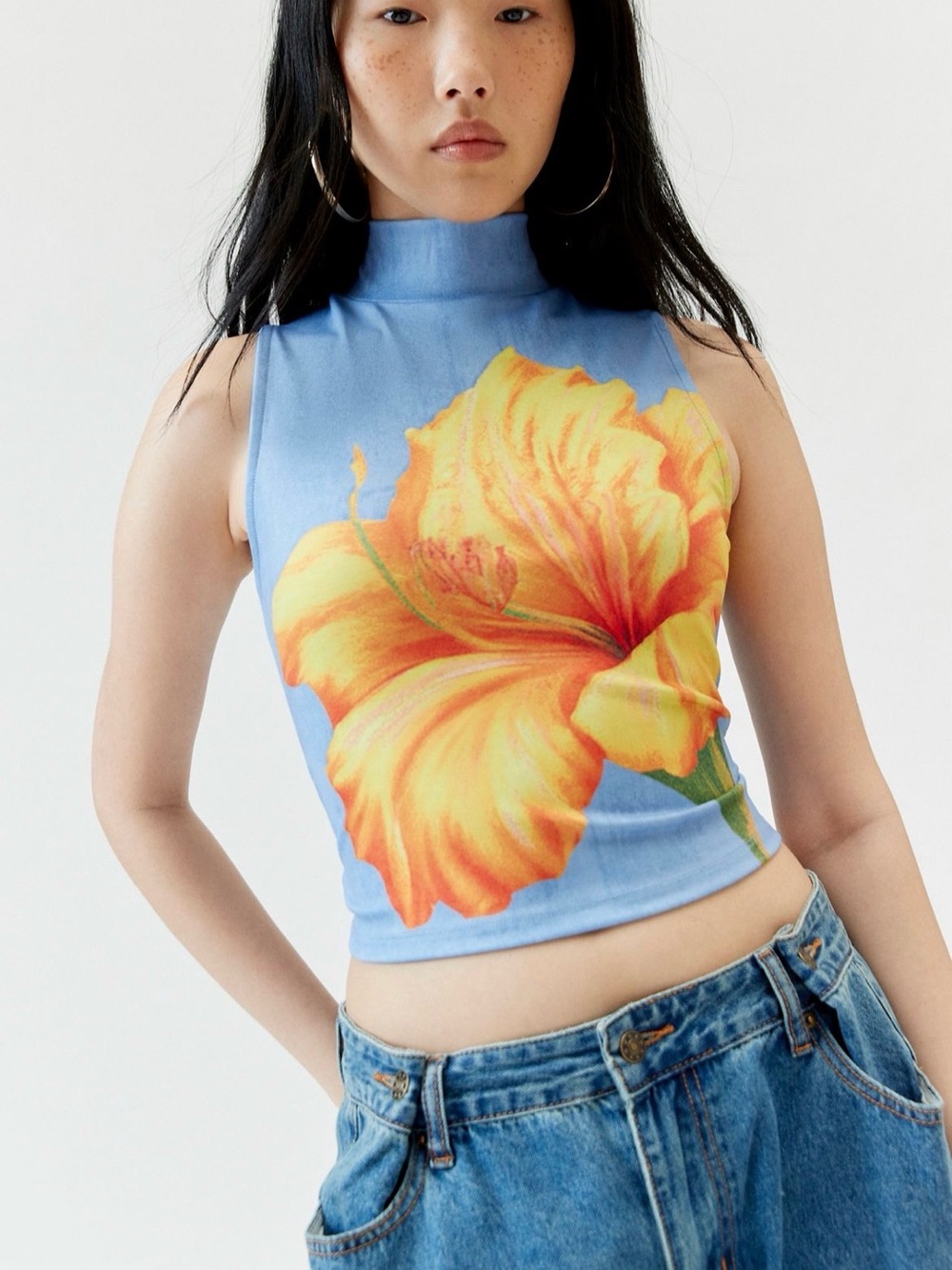 Urban outfitters floral print top - size m (fits like s)